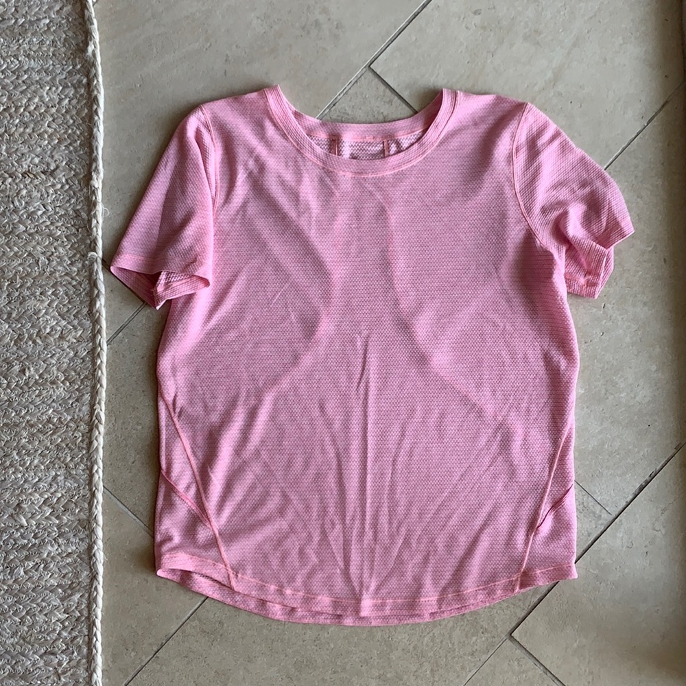 Lululemon Loose Fit Run Swiftly Short Sleeve